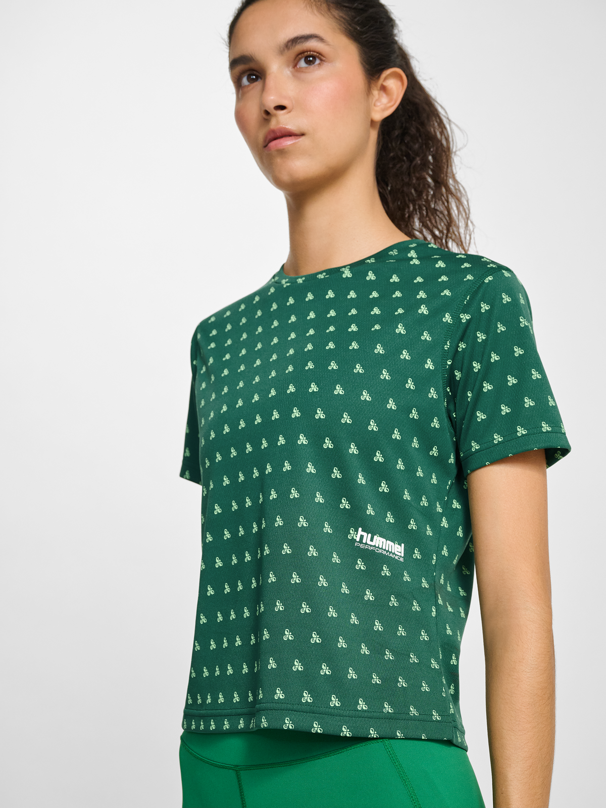 hmlPULSE AOP WORKOUT W T-SHIRT S/S