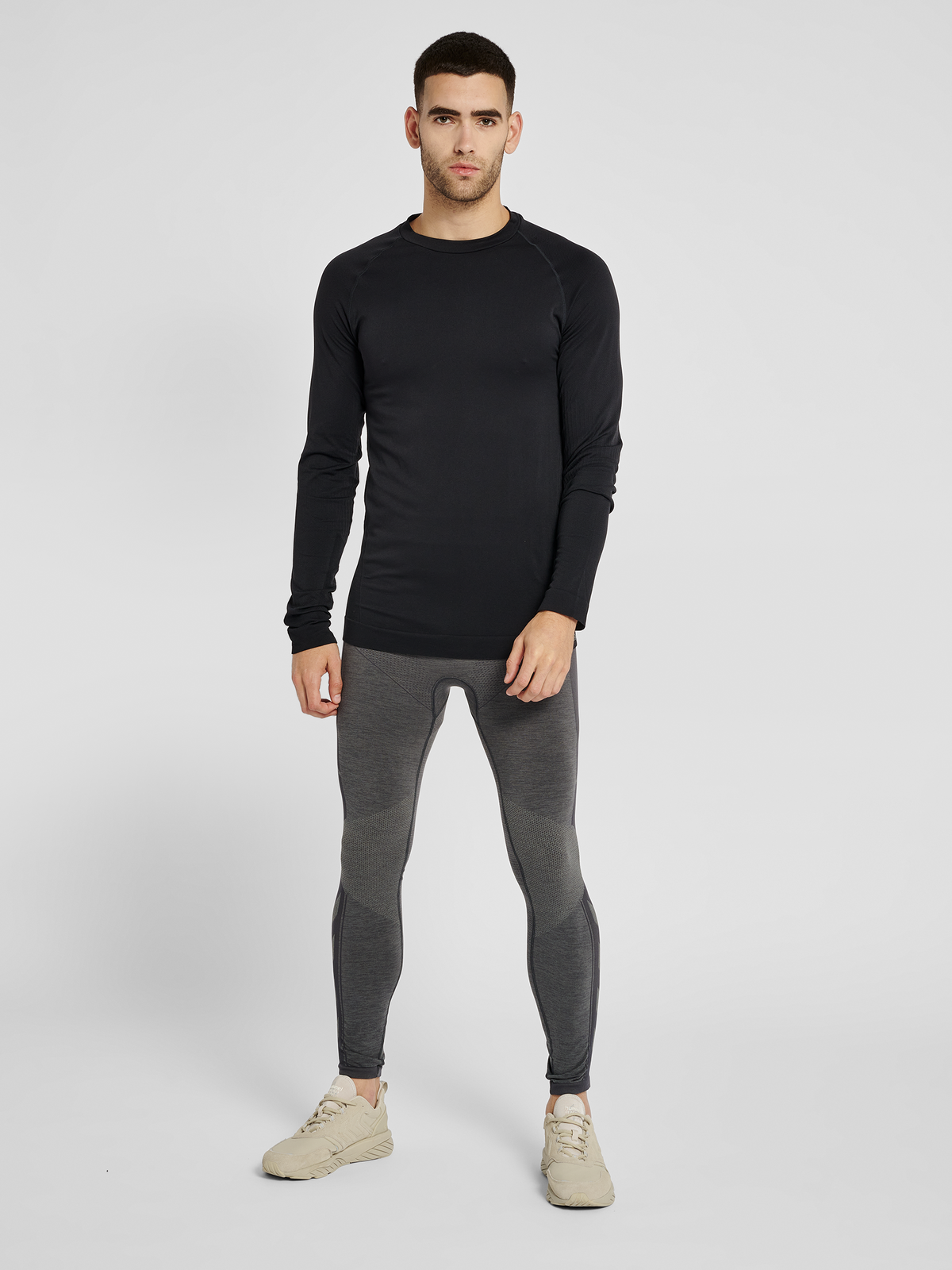 hmlSTROKE SEAMLESS T-SHIRT L/S