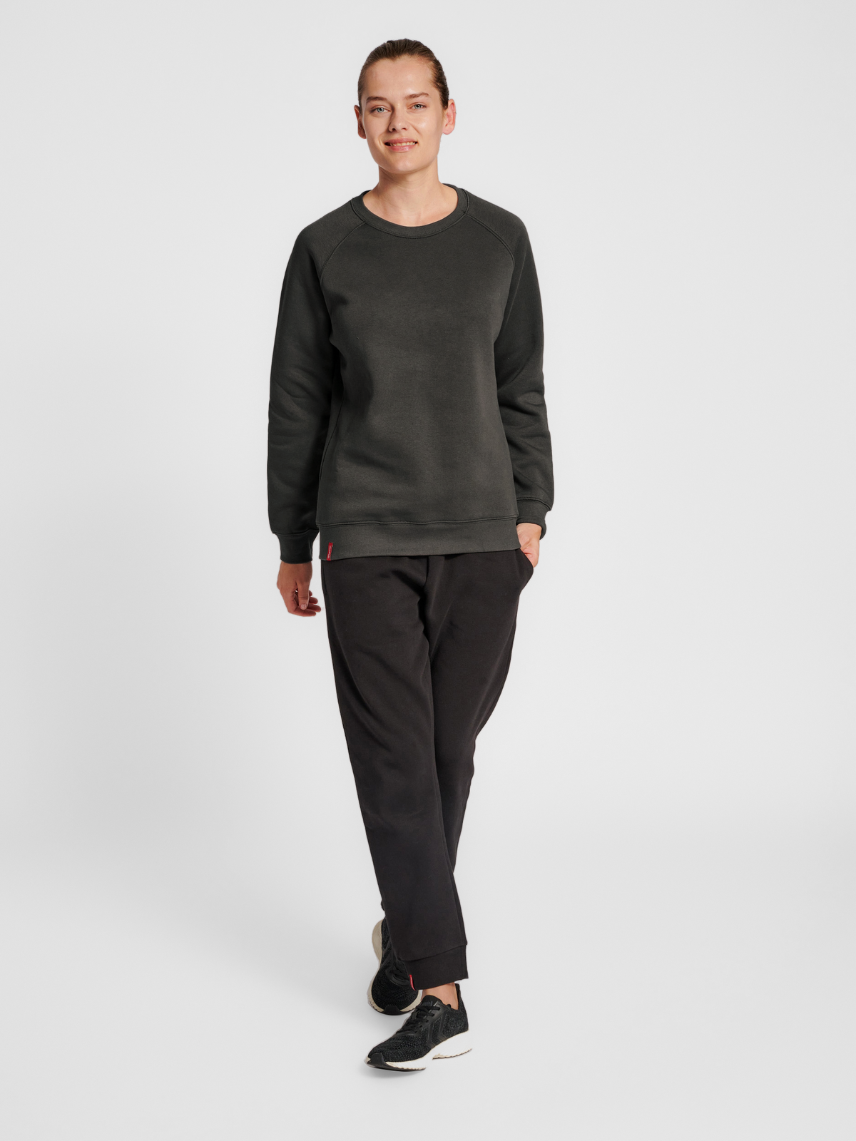 hmlRED HEAVY SWEATSHIRT WOMAN