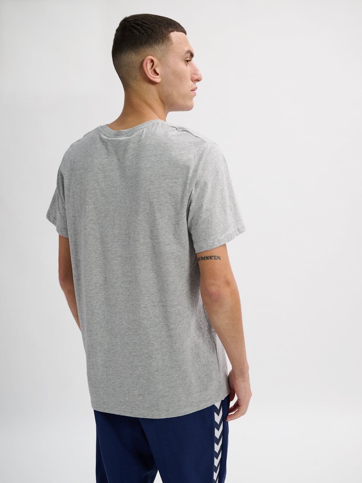 hmlLEGACY T-SHIRT