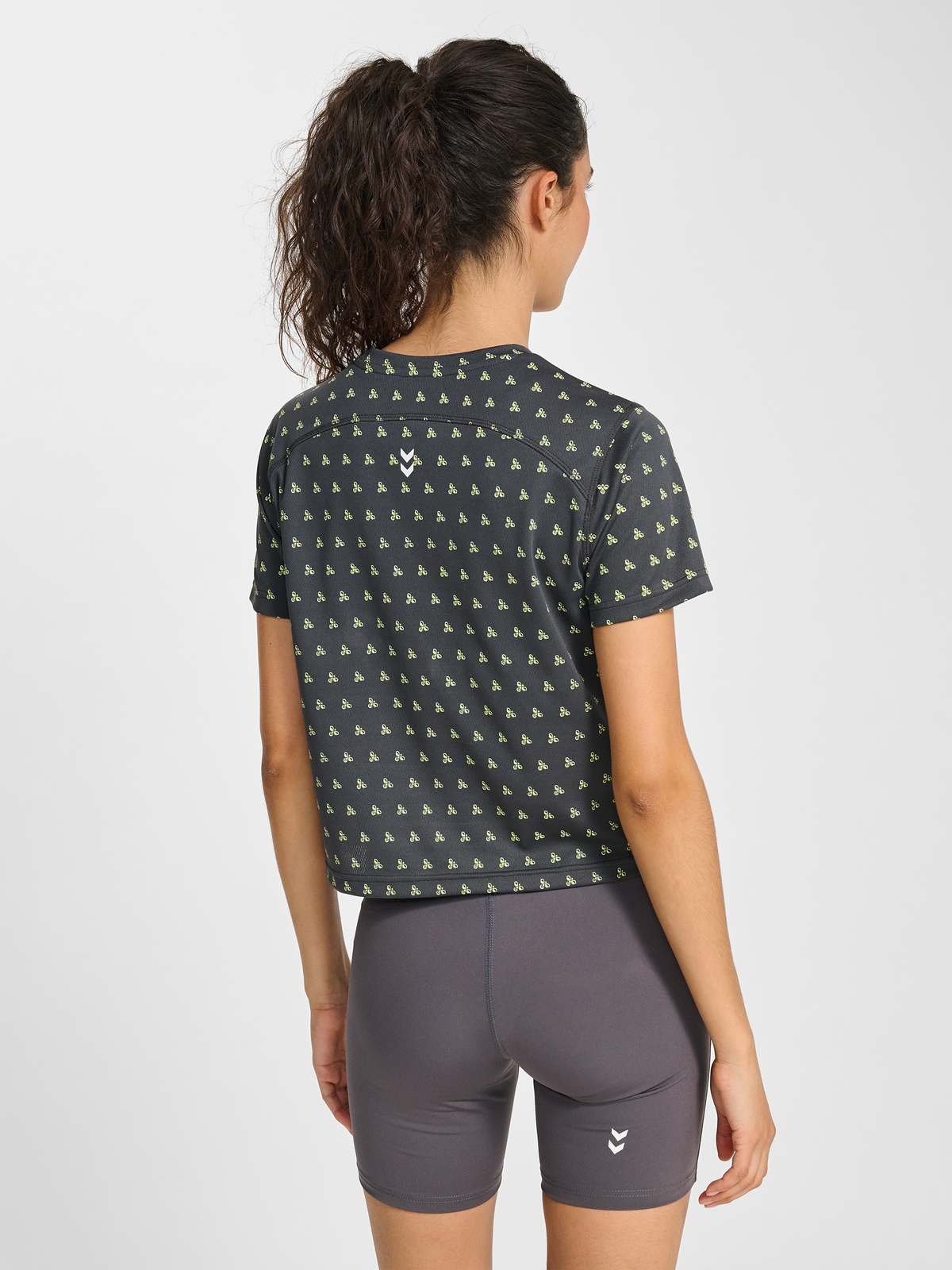 hmlPULSE AOP WORKOUT W T-SHIRT S/S