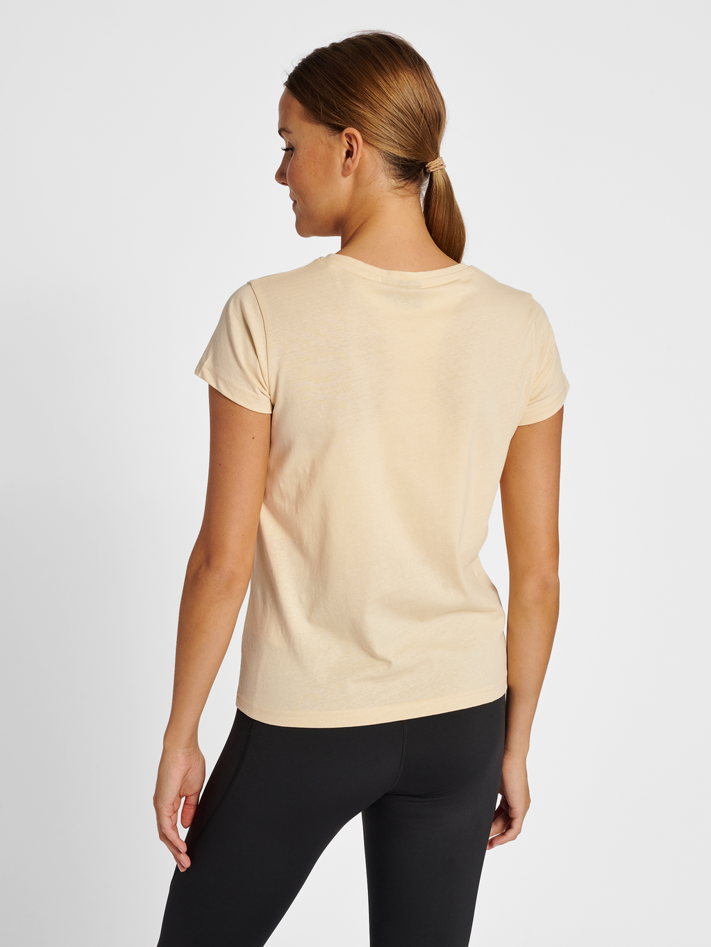 hmlBOOSTER WOMAN T-SHIRT