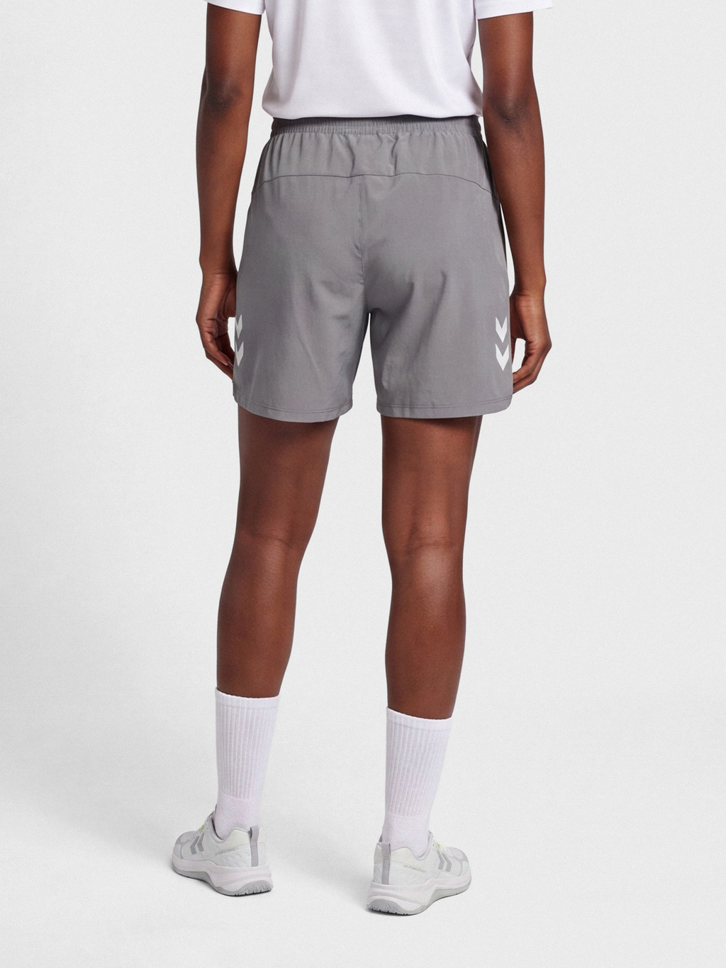 hmlLEAD 2.0 WOVEN SHORTS WOMAN