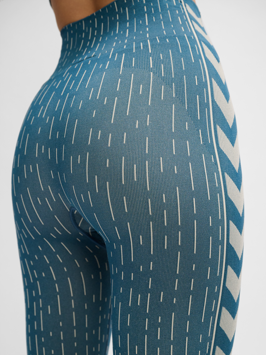 hmlMT DROPS SEAMLESS MW TIGHTS