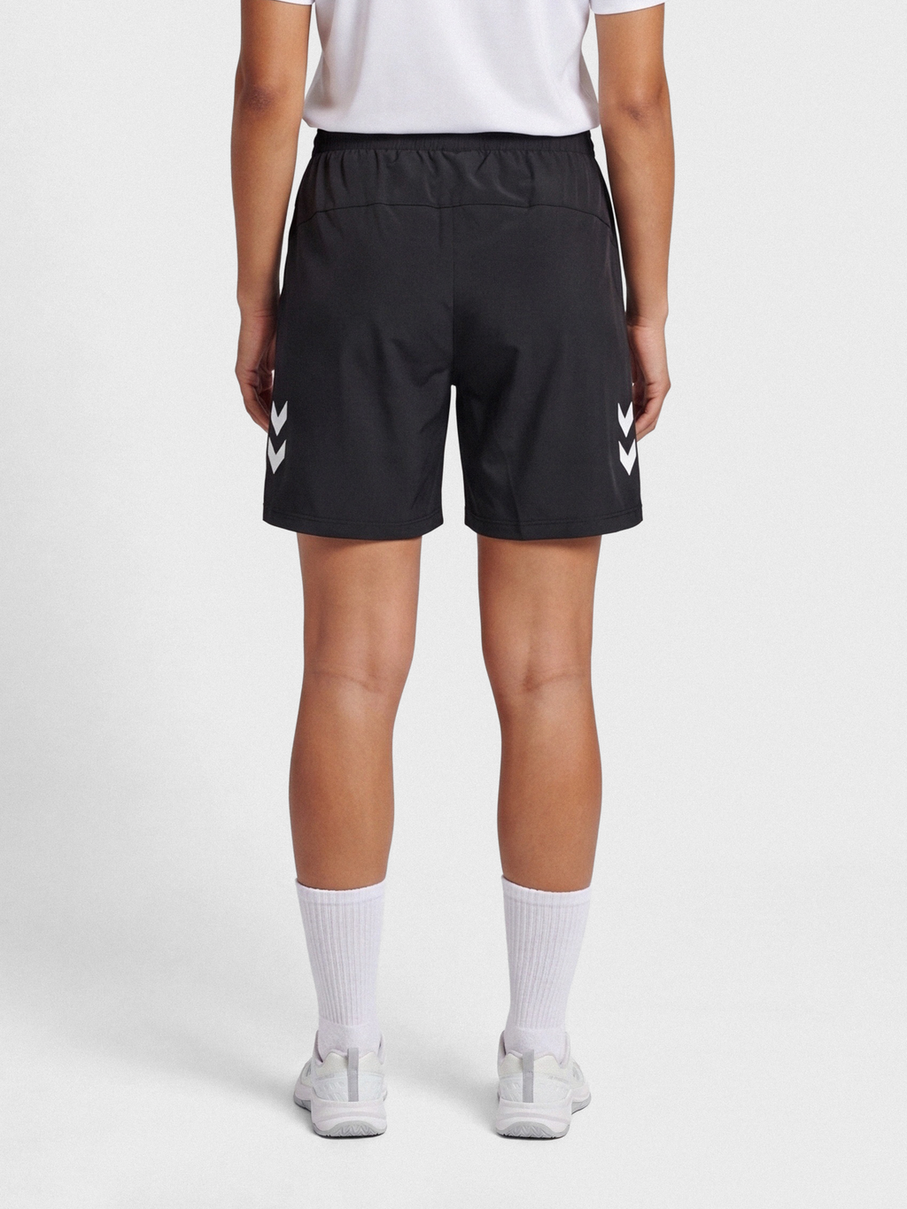 hmlLEAD 2.0 WOVEN SHORTS WOMAN