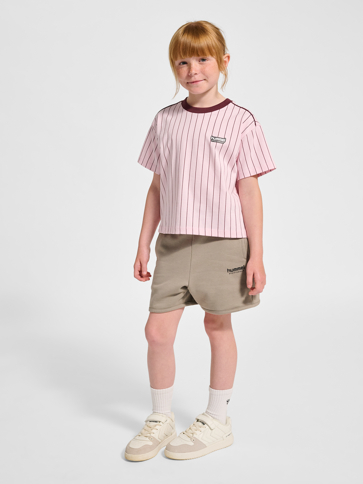 hmlJR BOXY AOP PIN T-SHIRT S/S