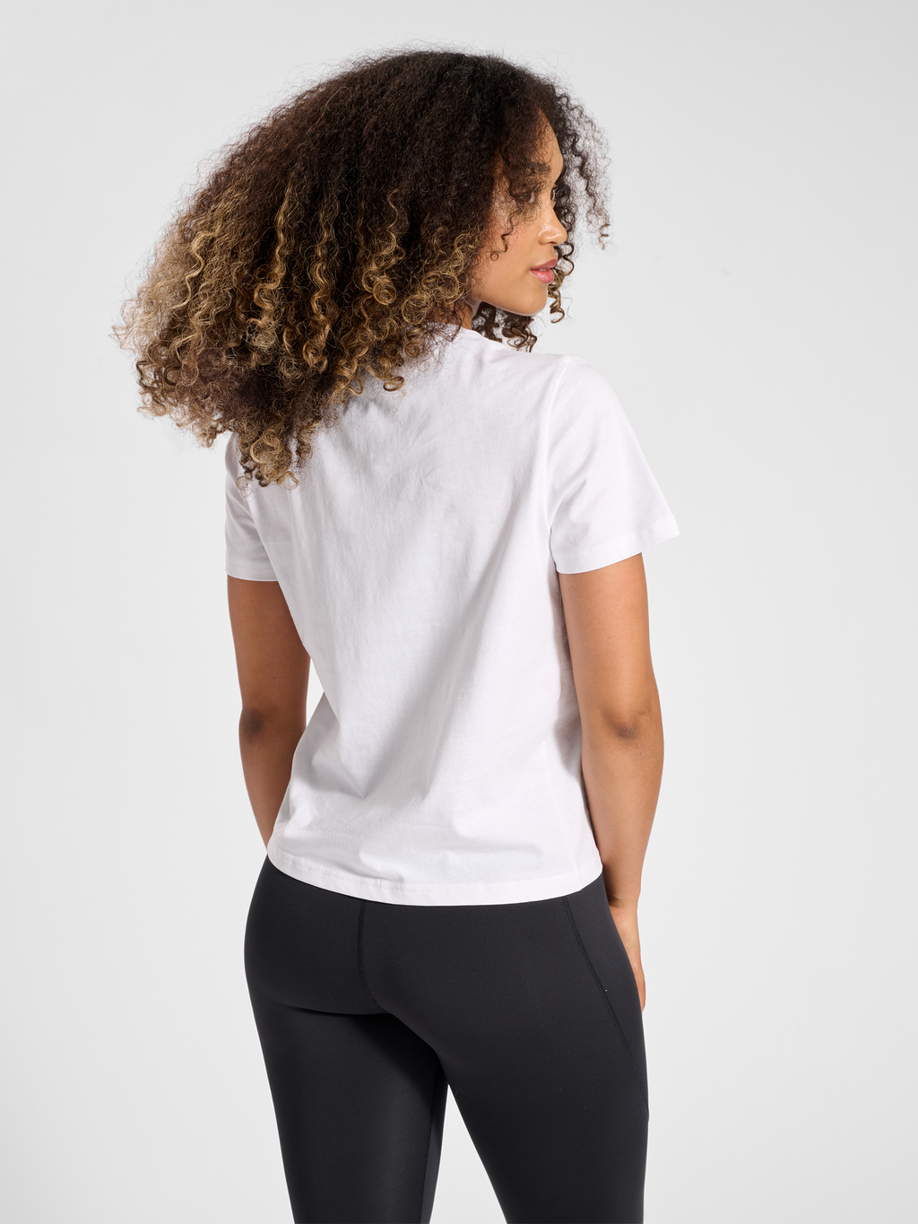 hmlICONS WOMAN T-SHIRT