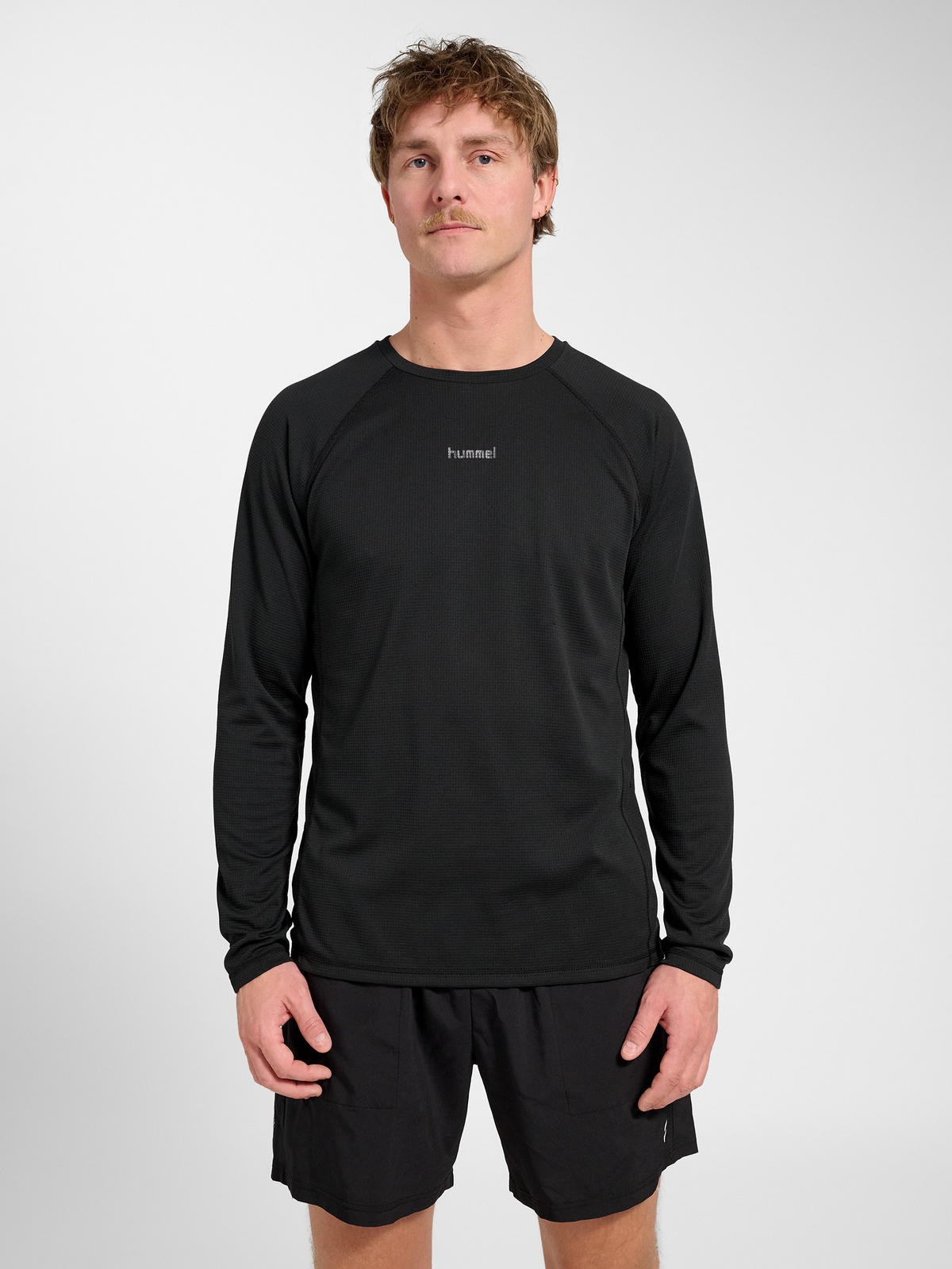 hmlMOMENTUM T-SHIRT L/S