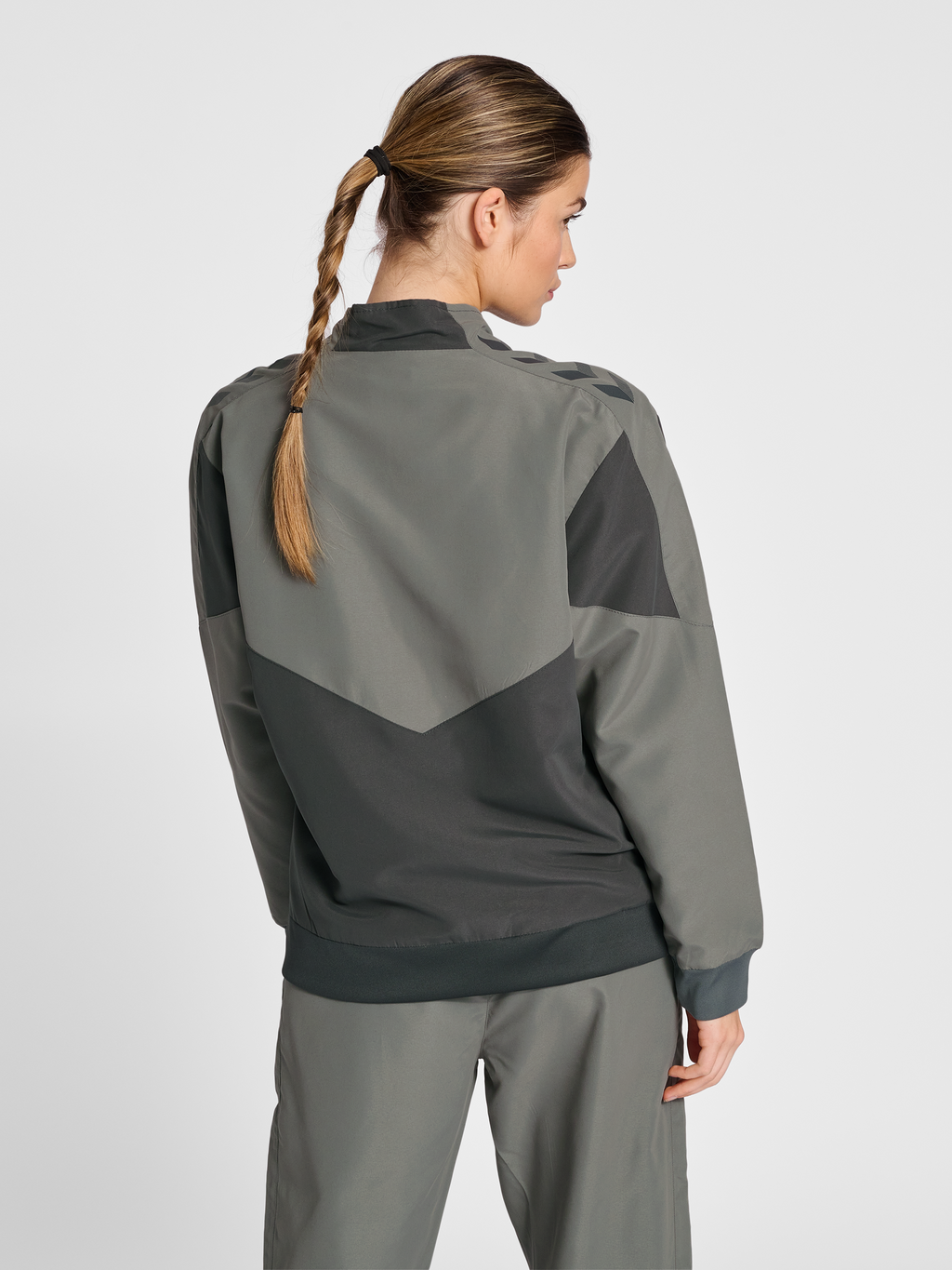 hmlPRO GRID WALK OUT JACKET WO