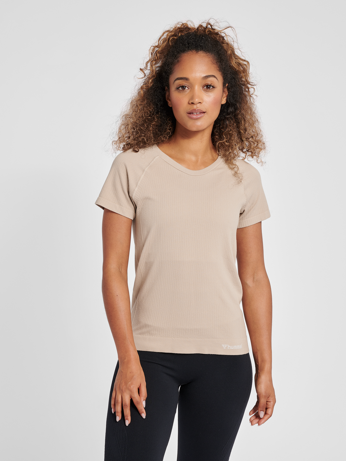 hmlMT FLOW SEAMLESS T-SHIRT