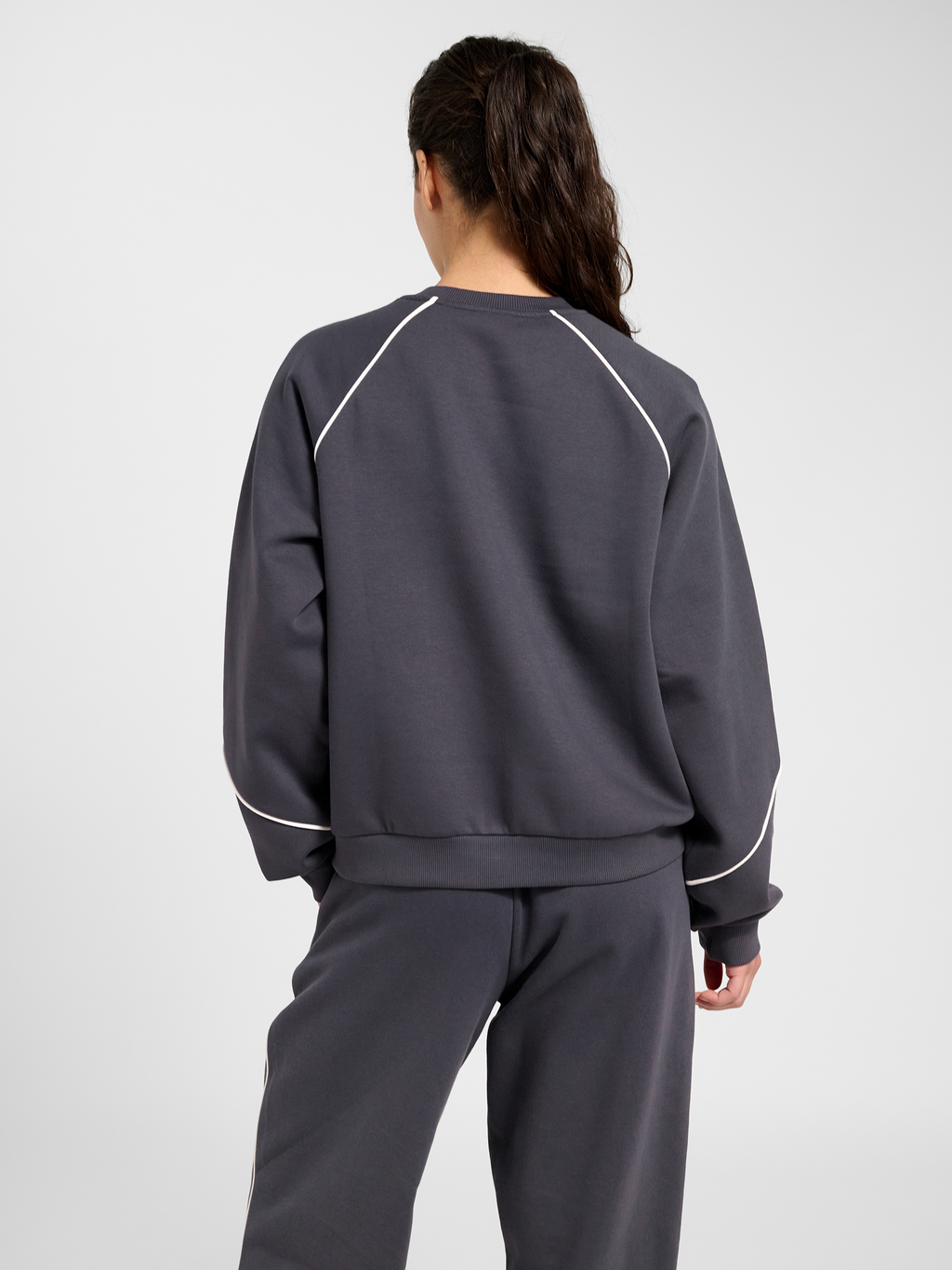 hmlKEEPER W BOXY PIPING CREWNECK