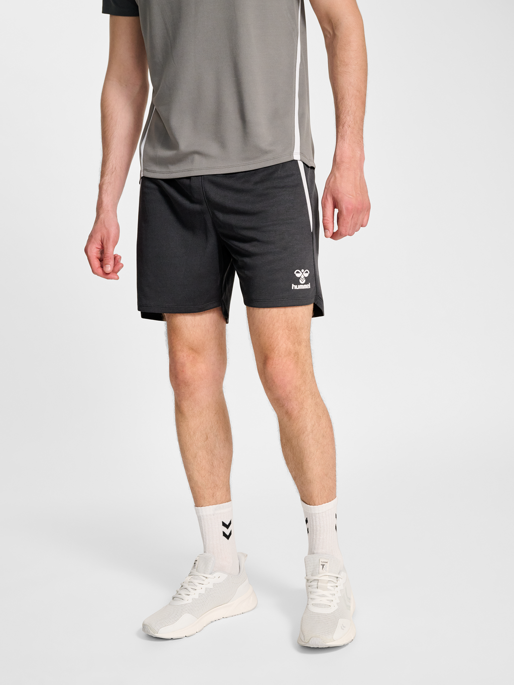 hmlLEAD 2.0 SHORTS