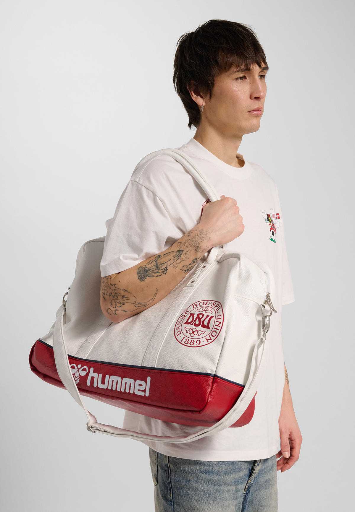 DBU 26 FAN CLASSIC BEE WEEKEND BAG