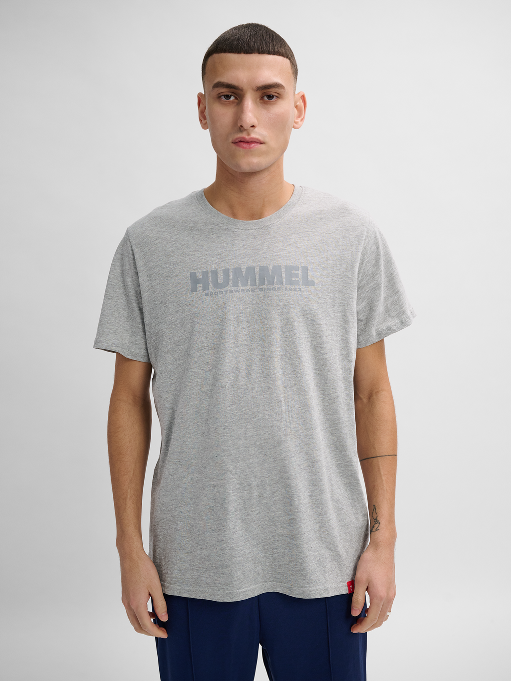 hmlLEGACY T-SHIRT