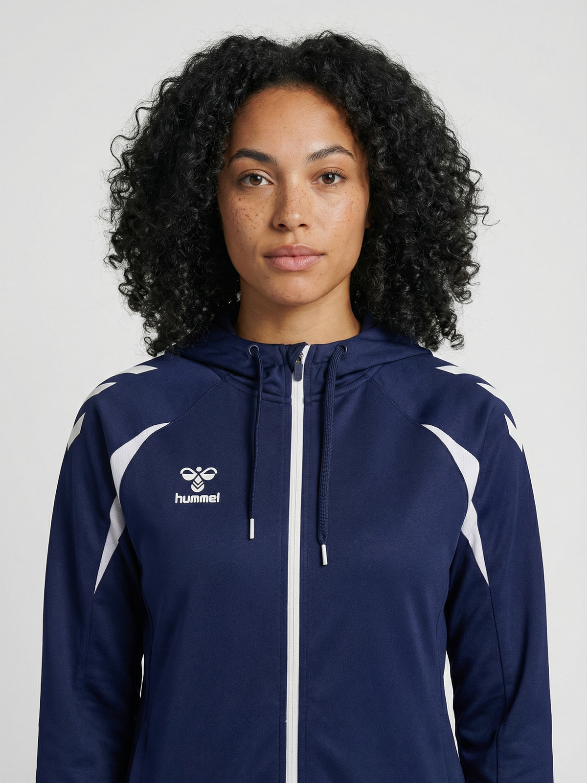 hmlCORE 2.0 ZIP HOODIE WOMAN