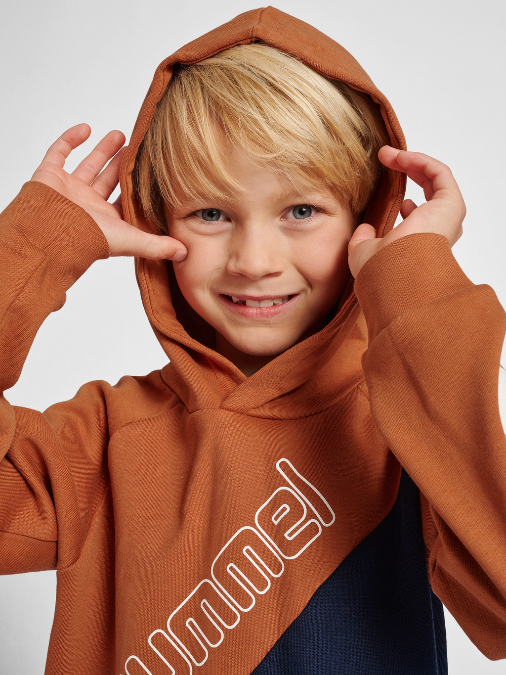 hmlAXEL HOODIE