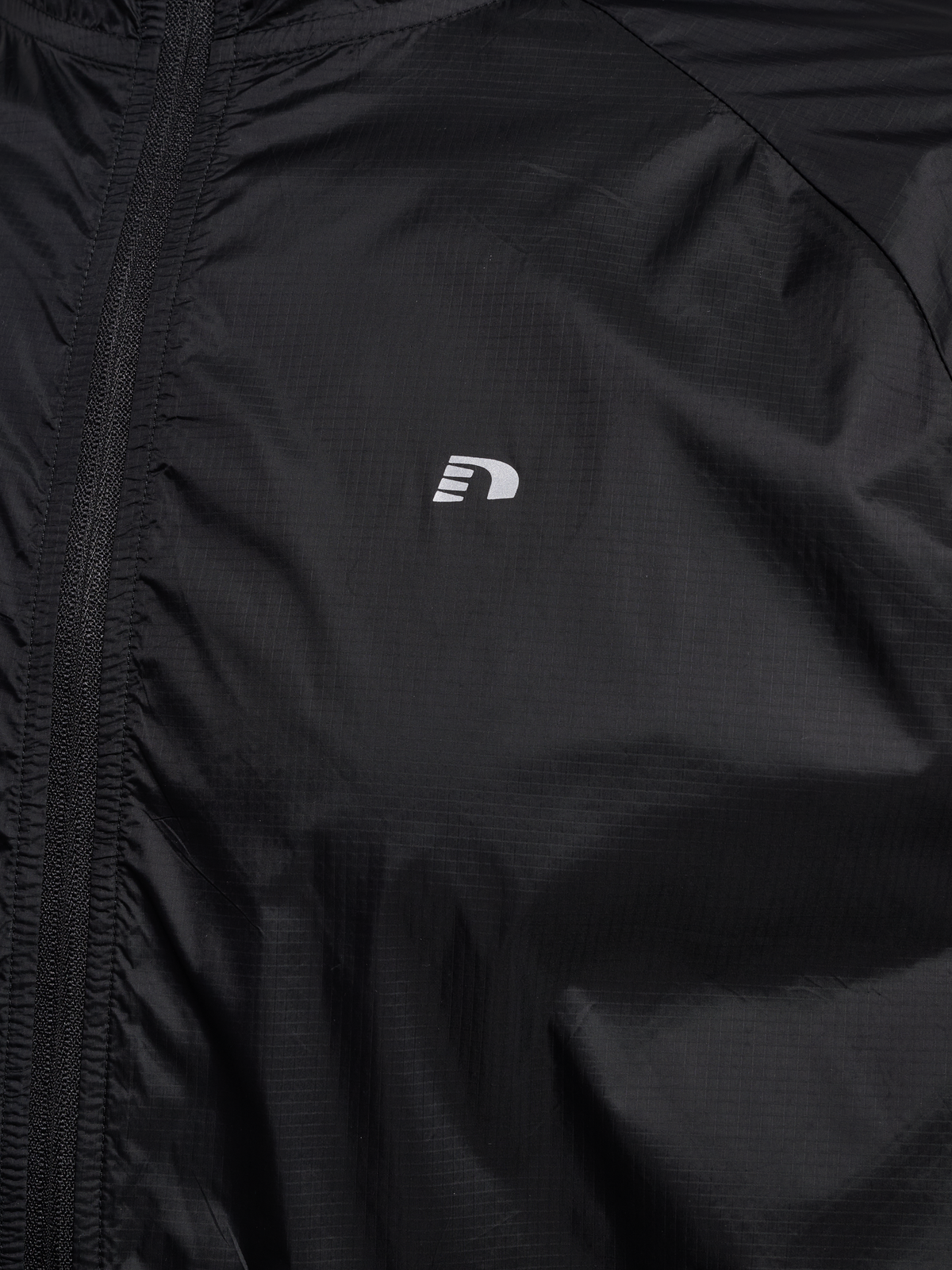 nwlLUNAR WINDBREAKER