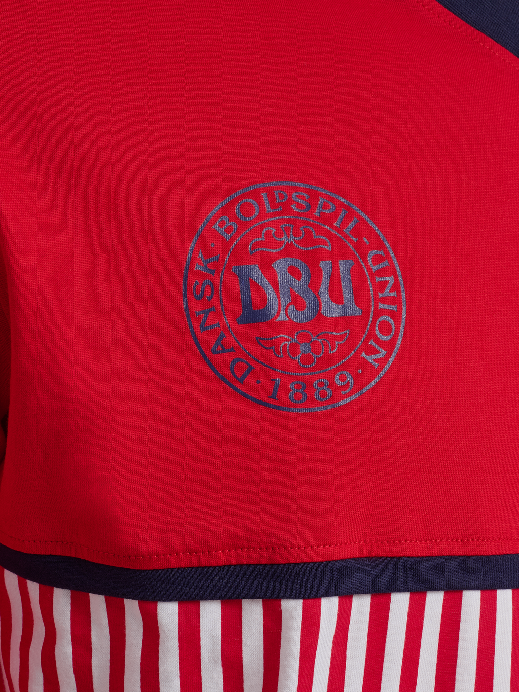 DBU 26 FAN 86 BLOCK COTTON TEE LS