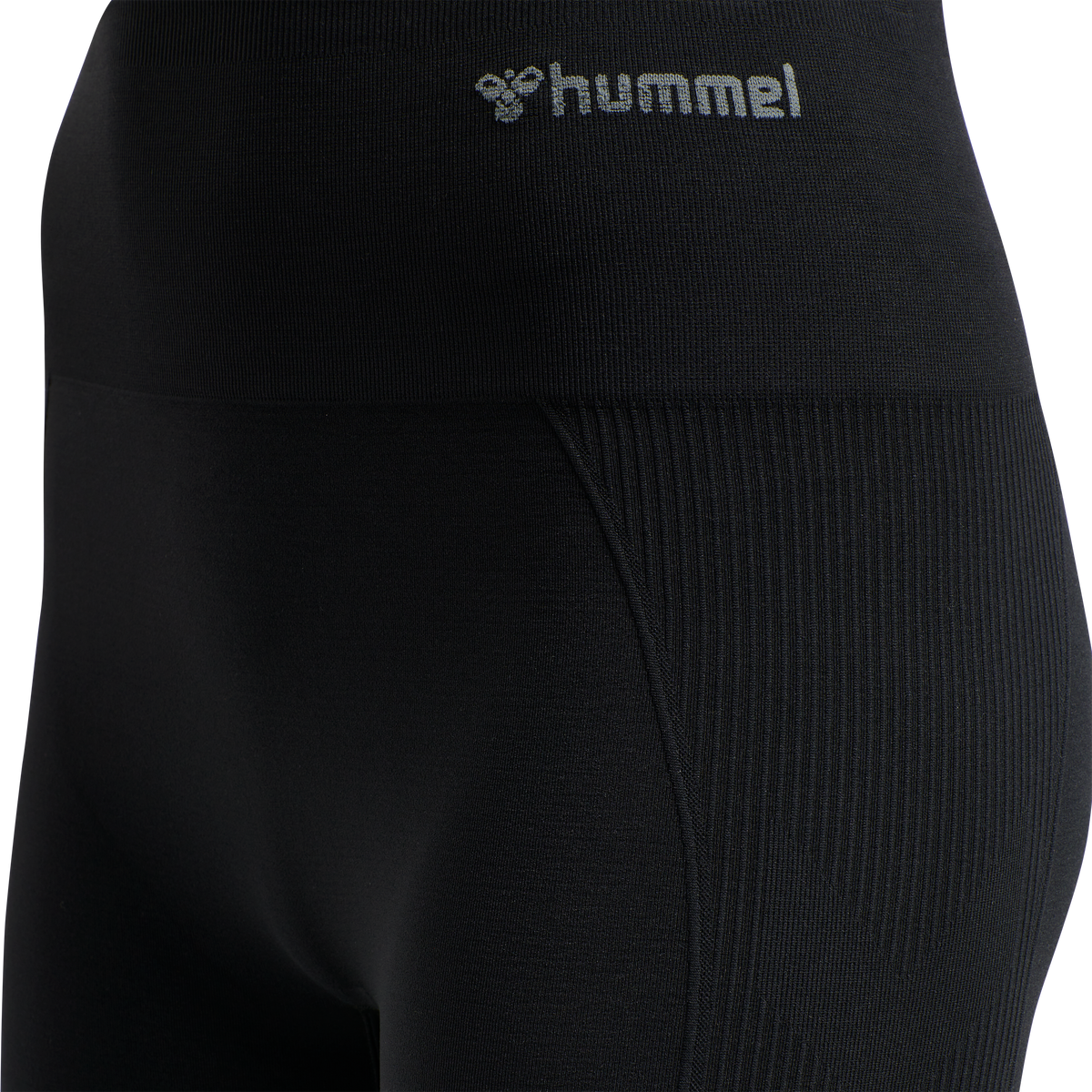 hmlTIF SEAMLESS SHORTS