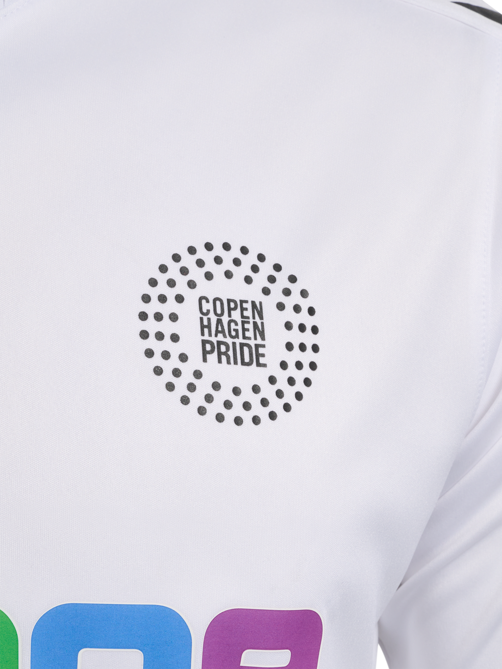 hmlCHANGE FOOTBALL JERSEY