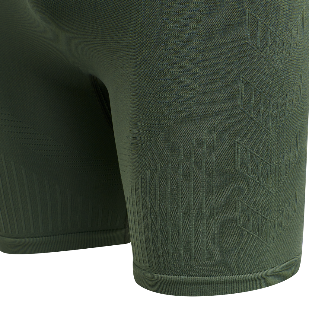hmlSTROKE SEAMLESS TIGHT SHORTS