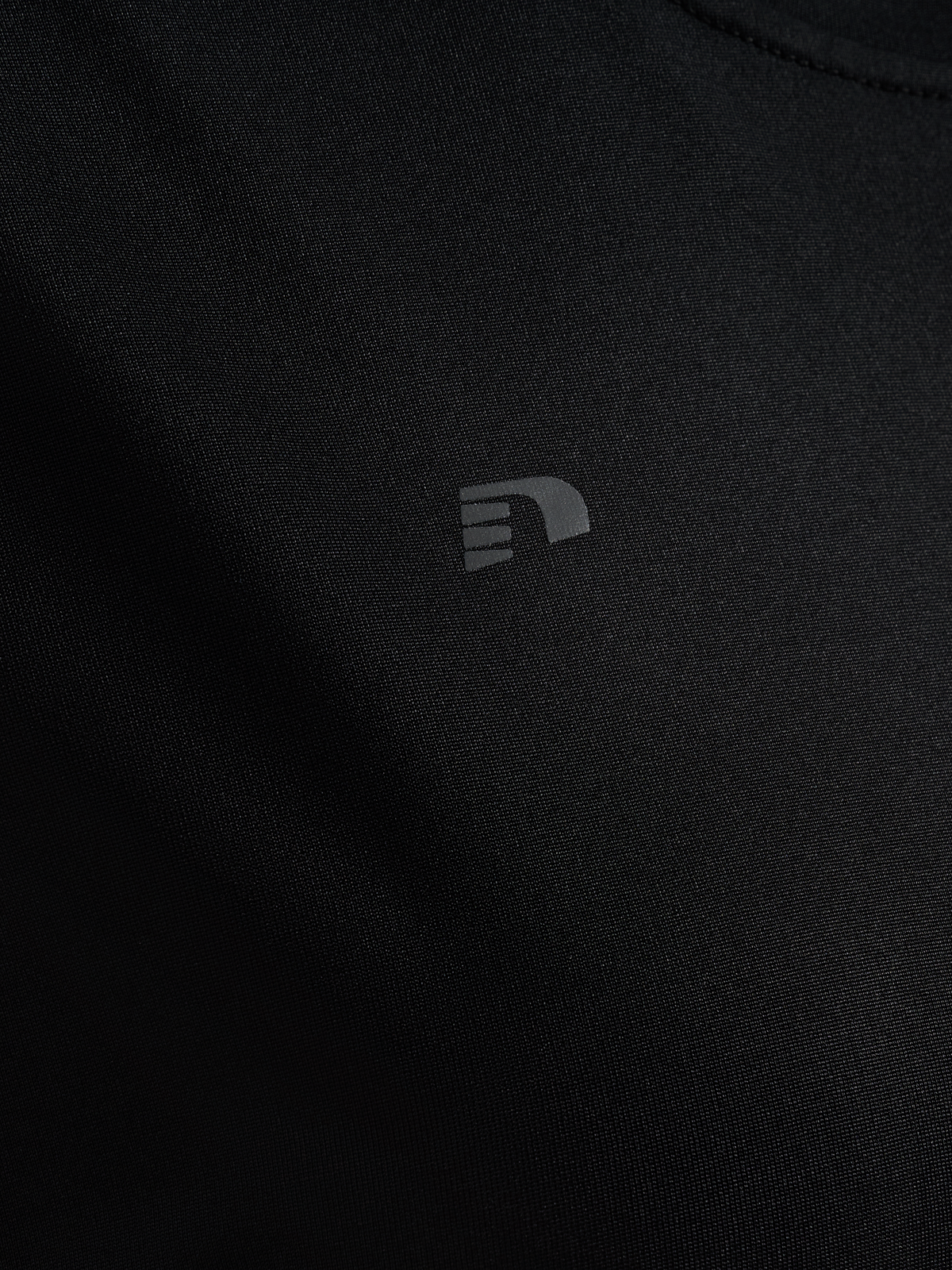 nwlBEAT W T-SHIRT L/S