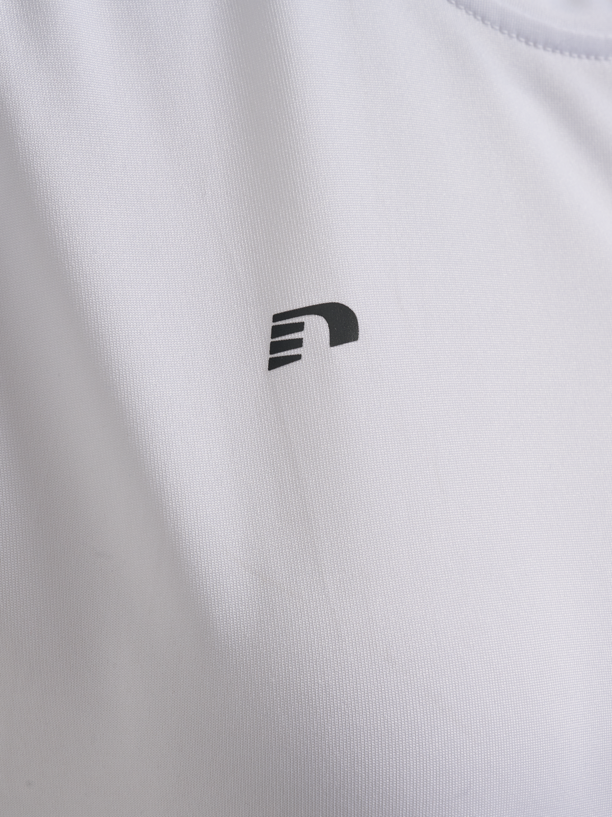 nwlBEAT W T-SHIRT