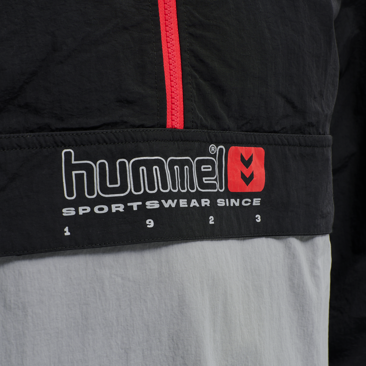 hmlLGC MUSA WOV HALFZIP JACKET